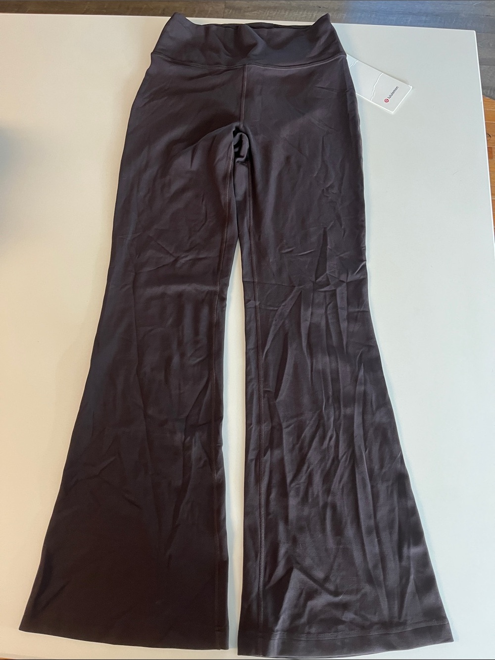 NWT lululemon Sequoia Groove HR Nulu Flared Pant *Short - Picture 2 of 5